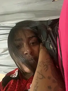 Snapshot of Morenasafadinhatesao chatting on 11.10.25 Morenasafadinhatesao online show from 11.10.25