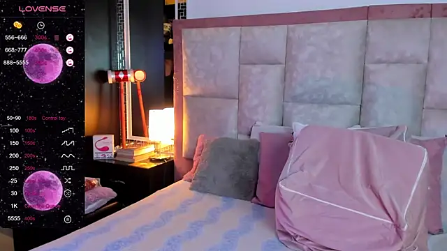 Snapshot of Marthina chatting on 10.23.25 Marthina online show from 10.23.25