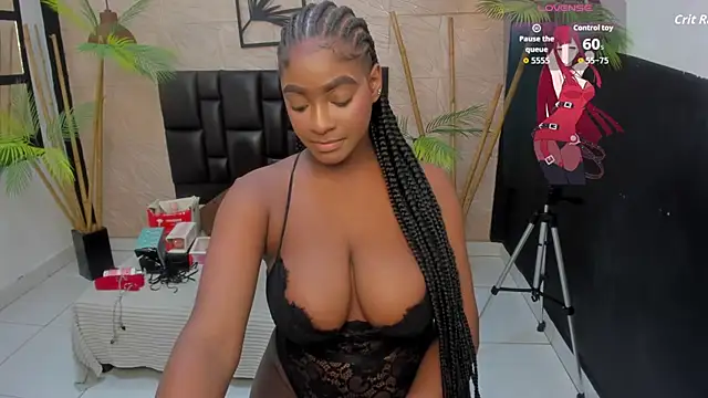 Snapshot of alana_bonny chatting on 10.28.25 alana bonny online show from 10.28.25