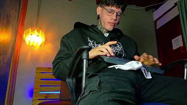 david huge online show from 04.11.26