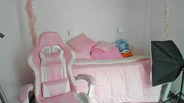 camiicherry online show from 06.05.26