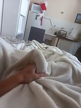 Snapshot of Ruivinh0 chatting on 09.28.25 Ruivinh0 online show from 09.28.25