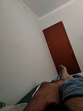 Snapshot of LeoMaduroSP chatting on 09.19.25 LeoMaduroSP online show from 09.19.25