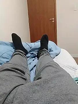 Snapshot of LeoMaduroSP chatting on 09.28.25 LeoMaduroSP online show from 09.28.25