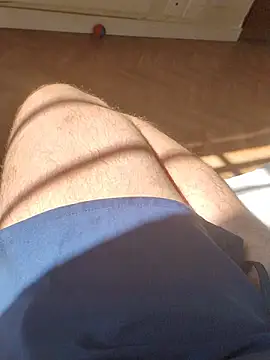 Snapshot of LeoMaduroSP chatting on 09.30.25 LeoMaduroSP online show from 09.30.25