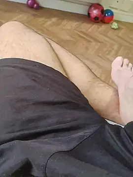 Snapshot of LeoMaduroSP chatting on 10.28.25 LeoMaduroSP online show from 10.28.25