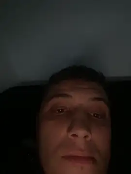 Snapshot of kisspussy1993 chatting on 09.20.25 kisspussy1993 online show from 09.20.25