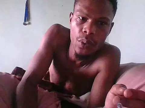 Snapshot of BIGBOYSOUTH chatting on 10.28.25 BIGBOYSOUTH online show from 10.28.25