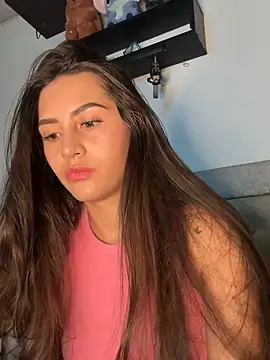 Snapshot of channel-rose1 chatting on 10.10.25 channel-rose1 online show from 10.10.25