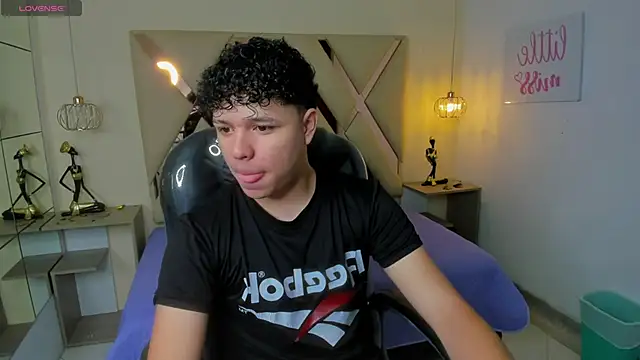 BenjaminBottonn online show from 10.31.25