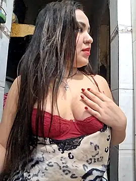 juliaYalla online show from 09.09.25