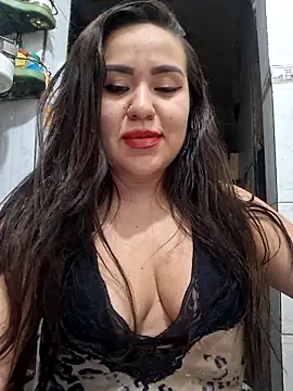 juliaYalla online show from 09.23.25