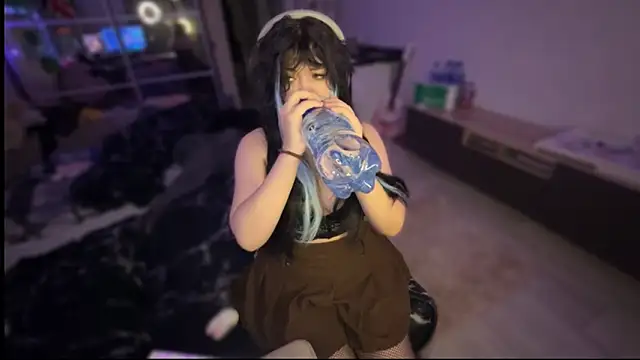 nikoli naw online show from 11.25.25