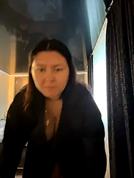 Snapshot of Liza_Will chatting on 09.30.25 Liza Will online show from 09.30.25