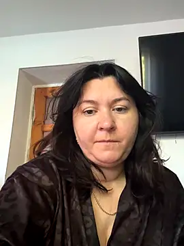 Snapshot of Liza_Will chatting on 10.17.25 Liza Will online show from 10.17.25