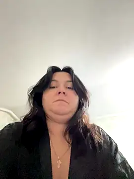 Snapshot of Liza_Will chatting on 10.17.25 Liza Will online show from 10.17.25