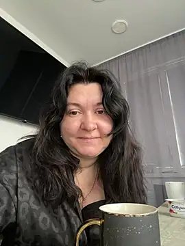 Liza Will online show from 02.18.26