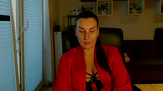 DonnaAmore online show from 10.20.25