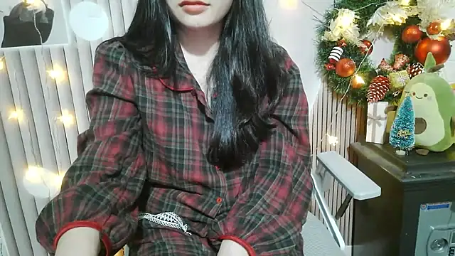 Emachiii online show from 12.15.25