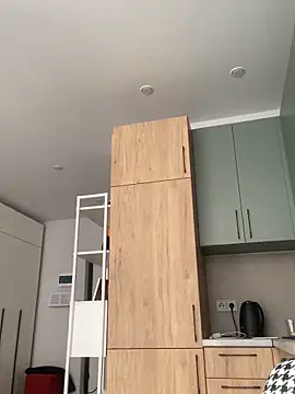 Snapshot of ElizabetBlack chatting on 10.27.25 ElizabetBlack online show from 10.27.25