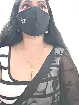 Snapshot of shivani27 chatting on 05.27.26 shivani27 online show from 05.27.26