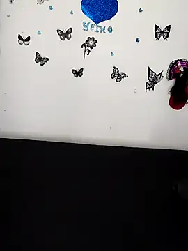 AntonelaMorriz online show from 11.28.25