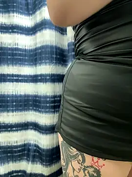 MamaSpicy online show from 10.12.25