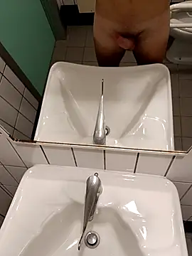 Snapshot of losteccafisso chatting on 01.19.26 losteccafisso online show from 01.19.26