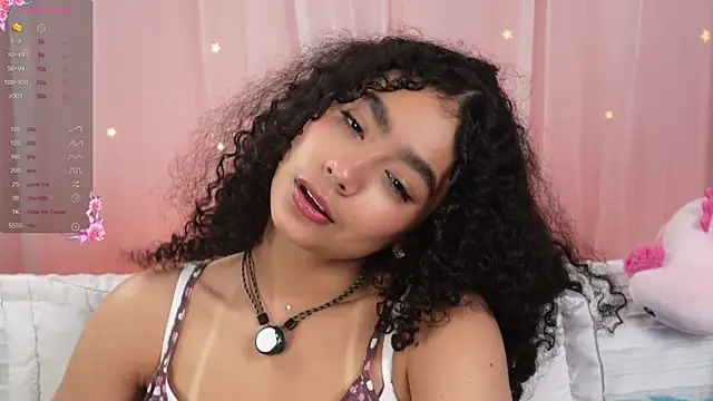 Victoria Curly online show from 10.21.25