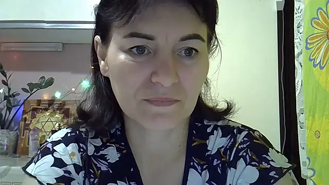 Snapshot of Krystal_82 chatting on 09.28.25 Krystal 82 online show from 09.28.25