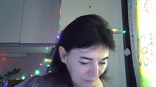 Snapshot of Krystal_82 chatting on 10.14.25 Krystal 82 online show from 10.14.25