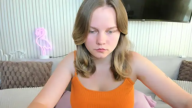 milalapka online show from 10.15.25