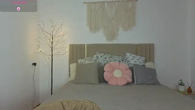 Real cutie1 online show from 11.30.25