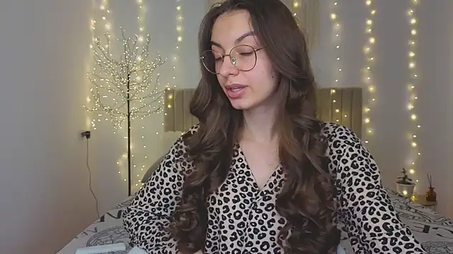 Real cutie1 online show from 12.15.25