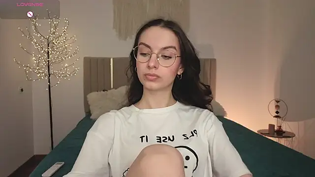 Real cutie1 online show from 04.04.26