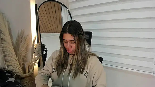 Rachell criss online show from 10.28.25