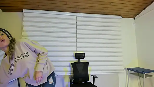 Rachell criss online show from 11.13.25