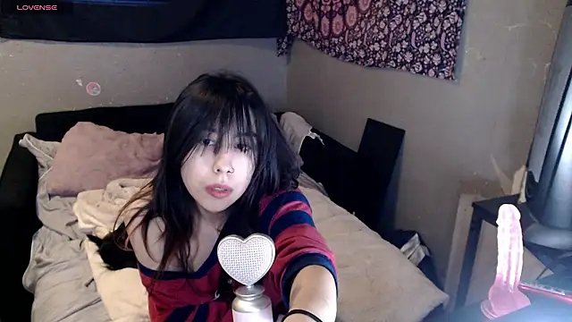 London Ray online show from 01.12.26