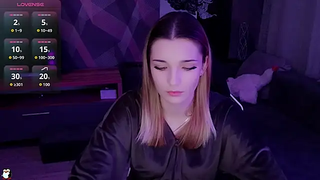 Snapshot of Sandy_Belle chatting on 11.09.25 Sandy Belle online show from 11.09.25