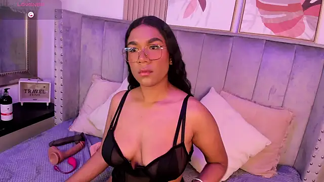 Seshat Hitt online show from 10.18.25