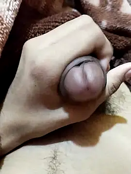 Snapshot of saneer69tew chatting on 10.08.25 saneer69tew online show from 10.08.25