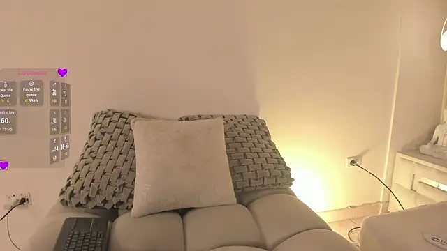 Snapshot of im_kasumi chatting on 02.19.26 im kasumi online show from 02.19.26