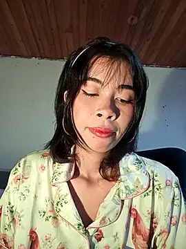 Snapshot of dolliette24 chatting on 06.28.26 dolliette24 online show from 06.28.26