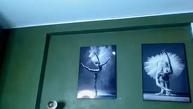 Evaa 18 online show from 10.01.25