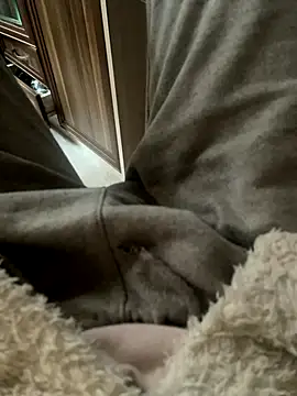 darksagax1 online show from 11.18.25