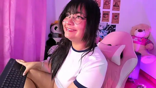 Snapshot of Lolii_Zoe chatting on 02.23.26 Lolii Zoe online show from 02.23.26