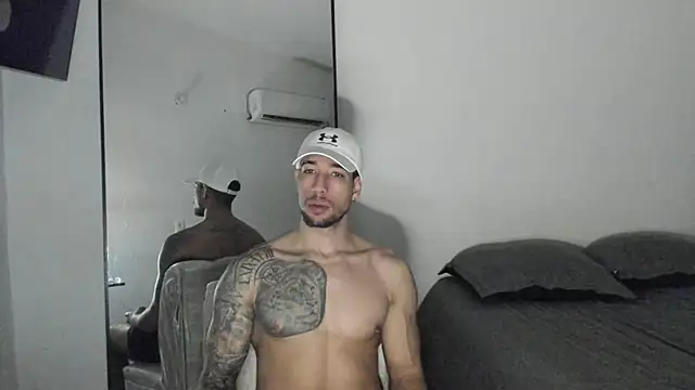 Snapshot of ThiagoLugo chatting on 09.28.25 ThiagoLugo online show from 09.28.25