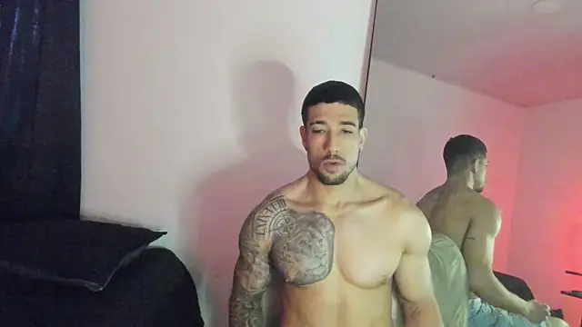 Snapshot of ThiagoLugo chatting on 10.26.25 ThiagoLugo online show from 10.26.25