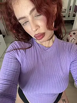 Snapshot of Hannah_xBaby chatting on 10.21.25 Hannah xBaby online show from 10.21.25