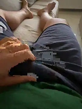 Snapshot of Mrdim26 chatting on 10.29.25 Mrdim26 online show from 10.29.25